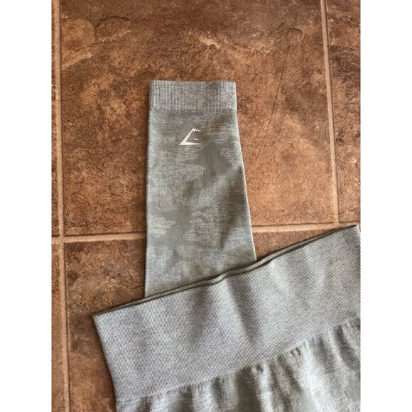 Gymshark Adapt Camo Seamless Leggings Size Small - Picture 4 of 8